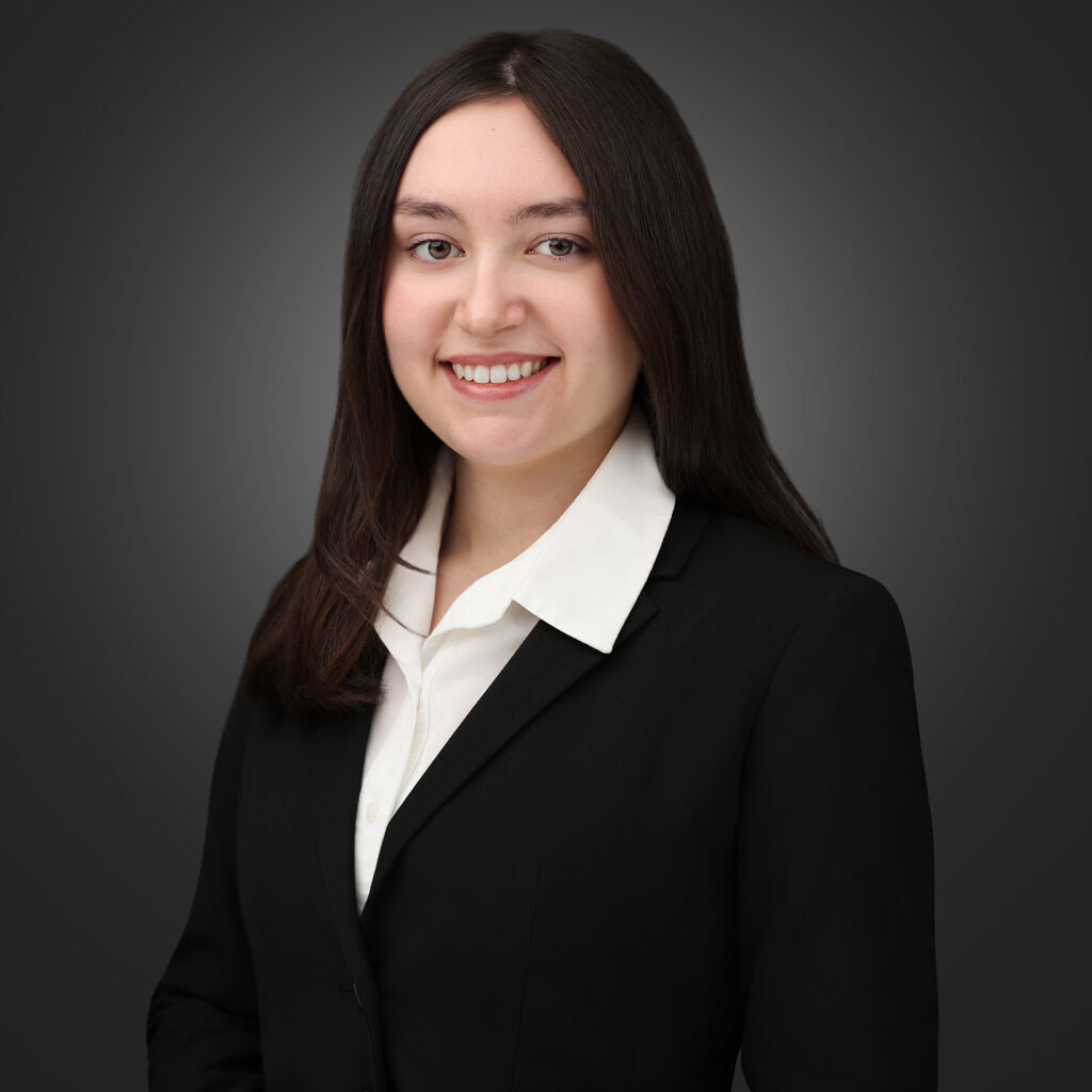 cecilia (43)_LinkedIn